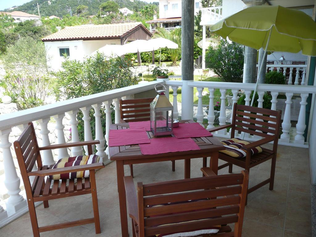 Apartments Rafaela Barbat na Rabu Extérieur photo