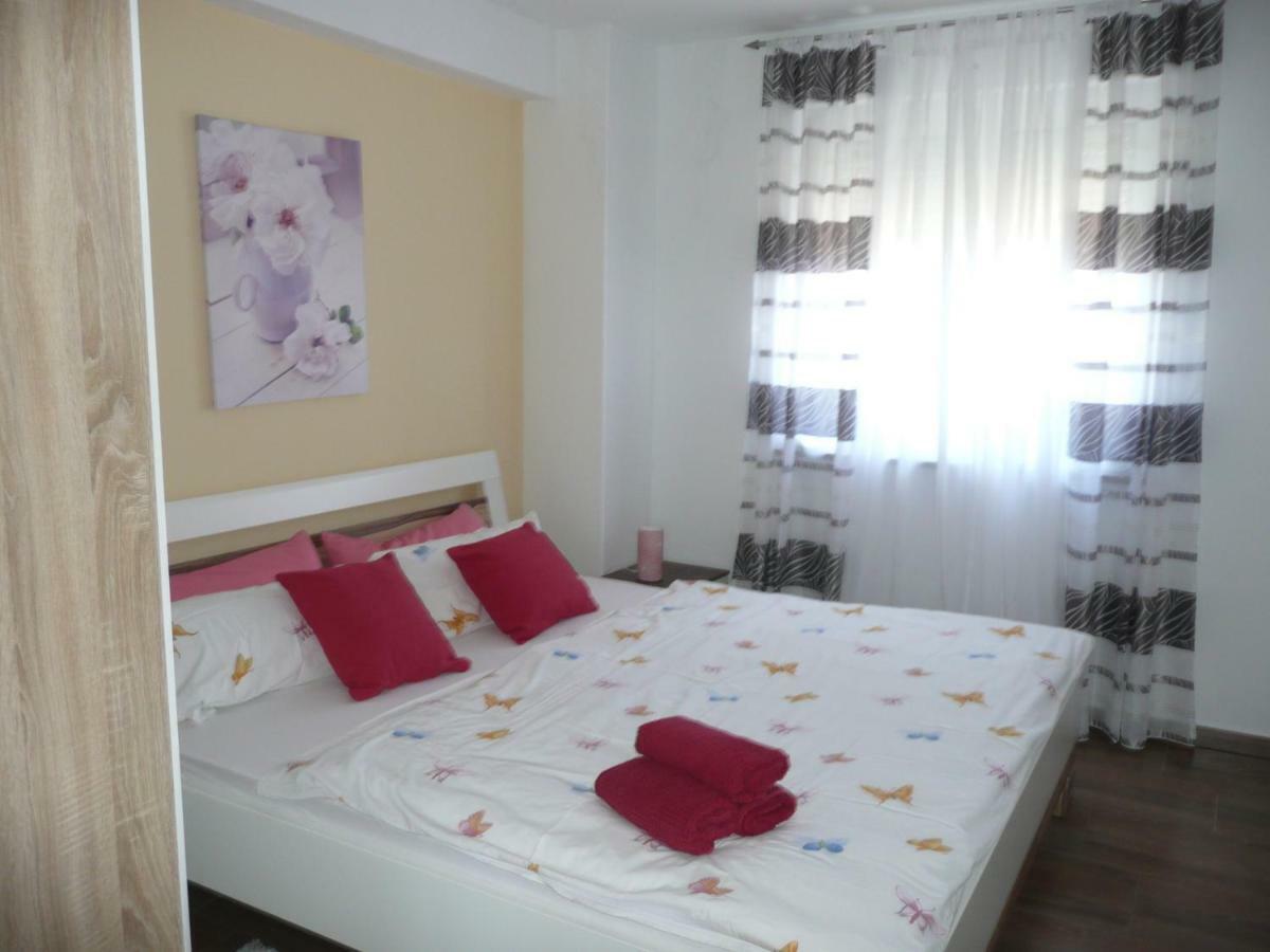 Apartments Rafaela Barbat na Rabu Extérieur photo